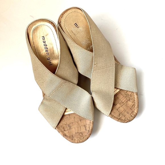 Madden Girl Golden Nautic Wedge Sandals, Size 8.5 - Picture 3 of 10